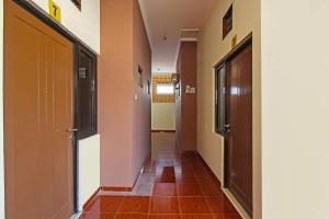 super oyo 92437 wahidin guesthouse