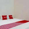 super oyo 92437 wahidin guesthouse