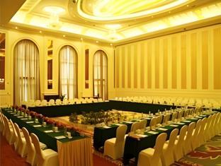 country garden phoenix hotel