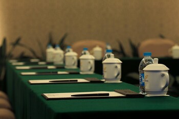 country garden phoenix hotel