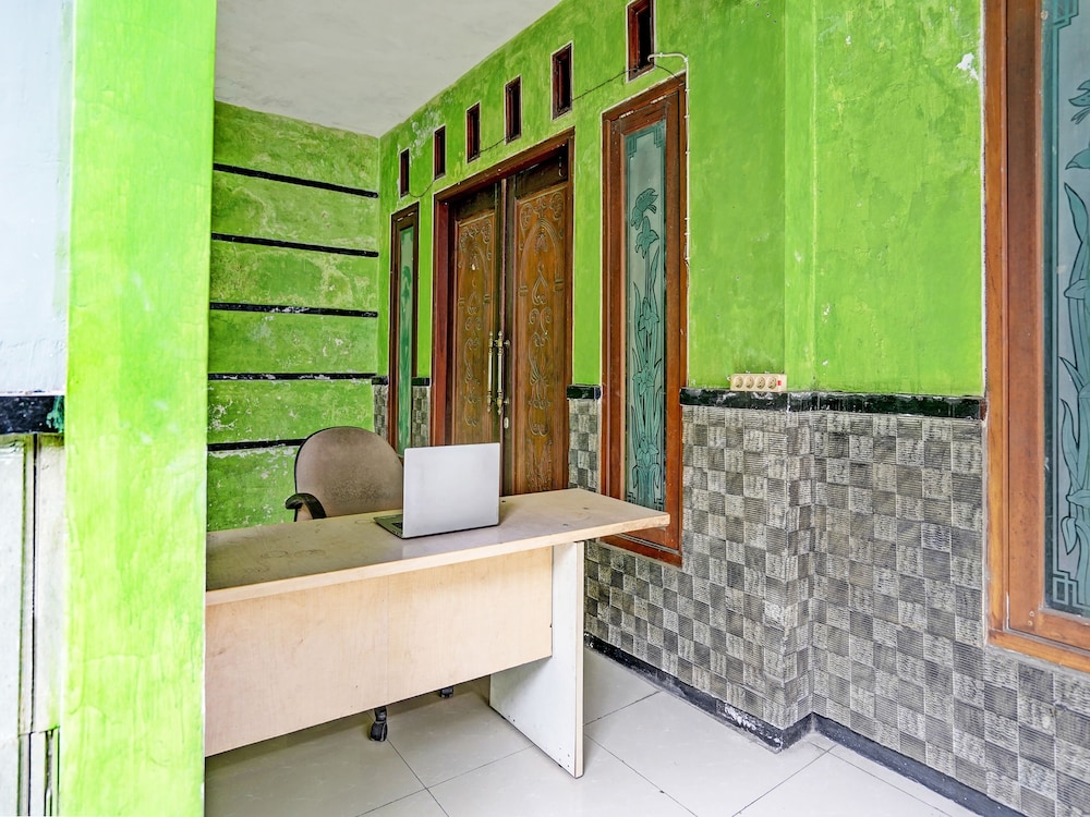 spot on 92086 fun guesthouse