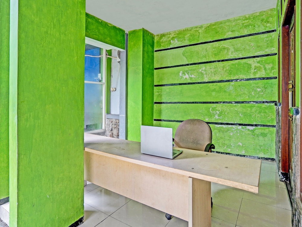 spot on 92086 fun guesthouse