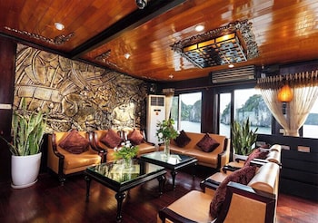 arcady boutique cruise