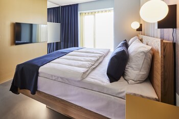kirk suites
