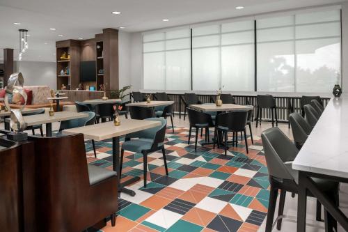 hampton inn orlando southeast nona