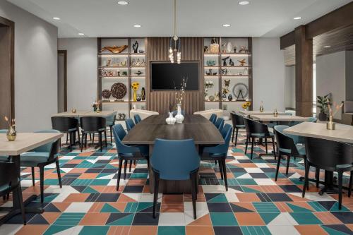 hampton inn orlando southeast nona