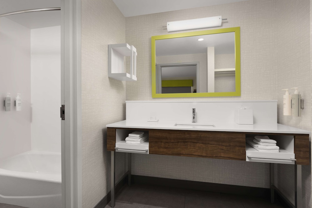 hampton inn and suites durham university medical center