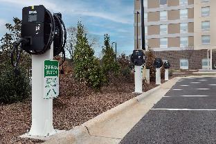 hampton inn and suites durham university medical center