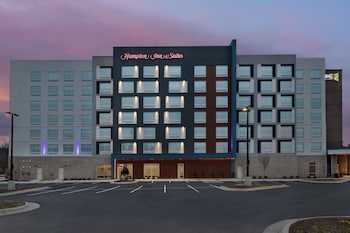 hampton inn and suites durham university medical center