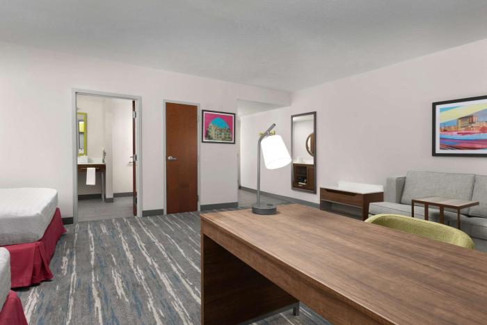 hampton inn and suites durham university medical center