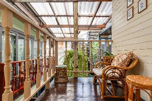 priya boutique house