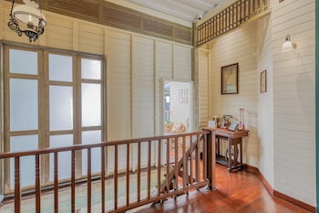 priya boutique house