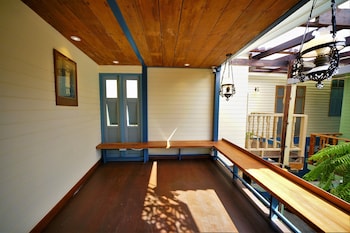 priya boutique house