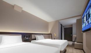 hanting hotel nanchang railway station east square