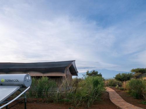 tulia amboseli safari camp