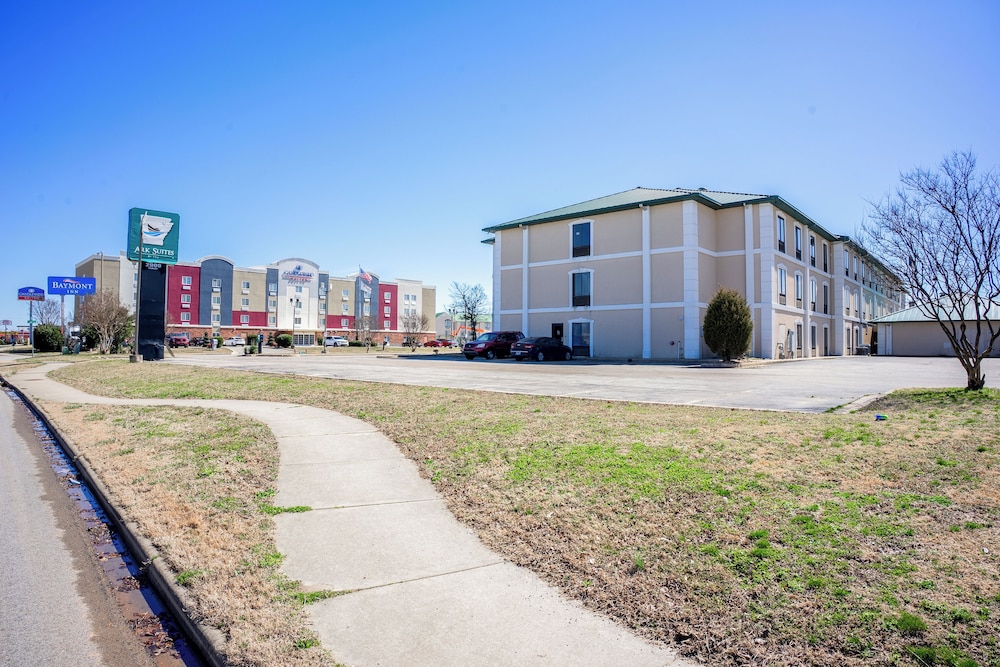 ark suites by oyo jonesboro i 555