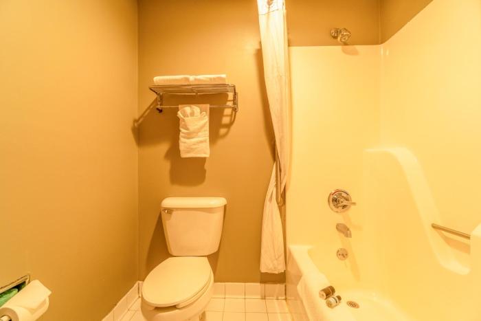 ark suites by oyo jonesboro i 555
