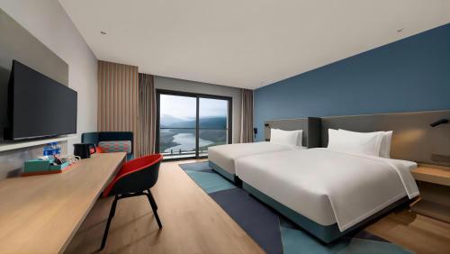 holiday inn express wawu mountain an ihg hotel