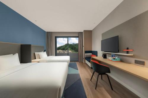 holiday inn express wawu mountain an ihg hotel