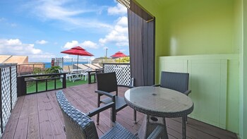 geojedo pilos ocean view pension