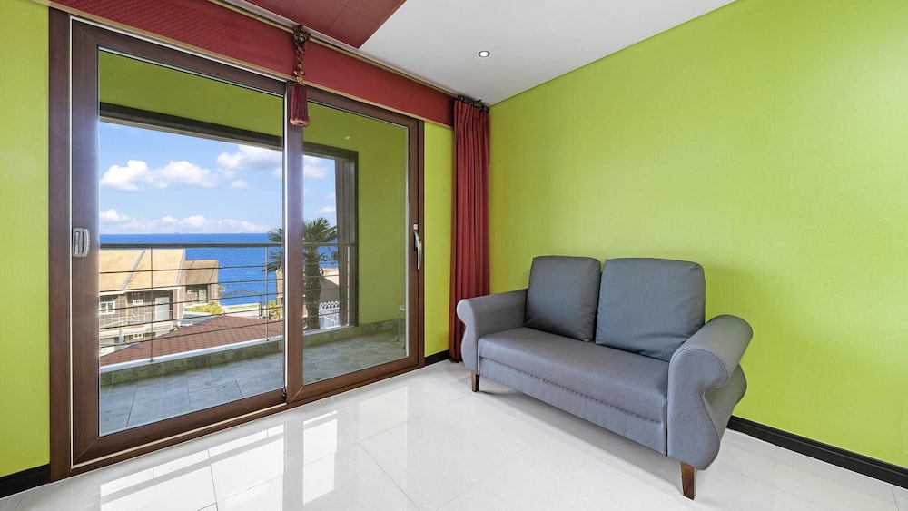 geojedo pilos ocean view pension