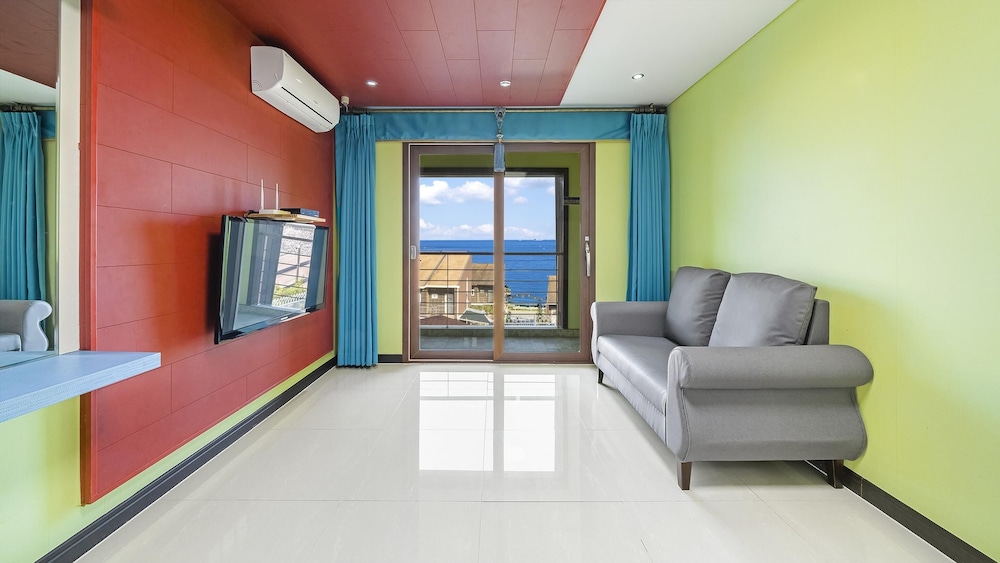 geojedo pilos ocean view pension