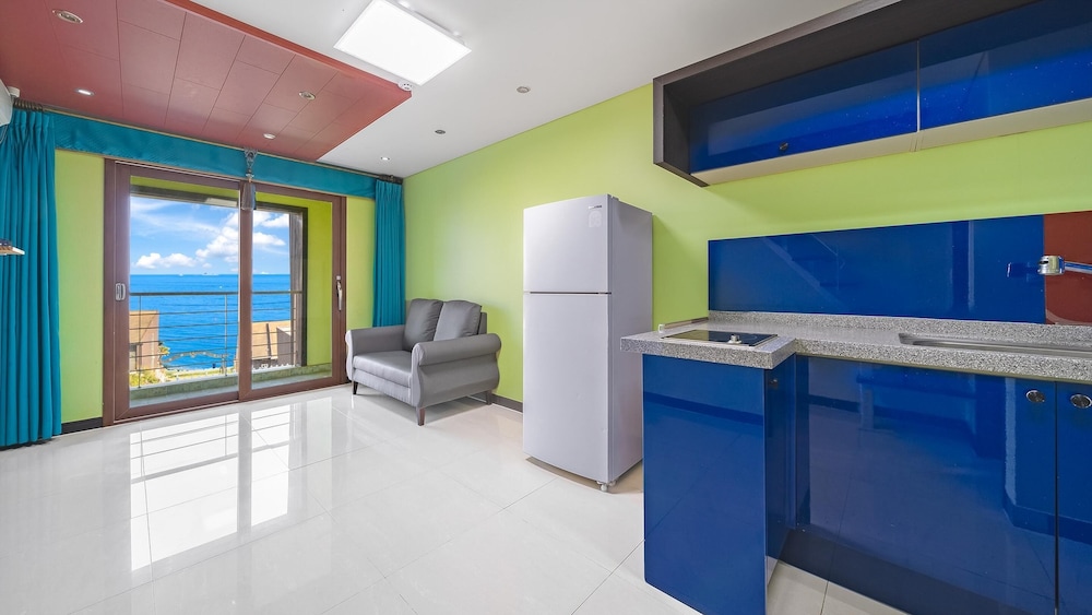 geojedo pilos ocean view pension