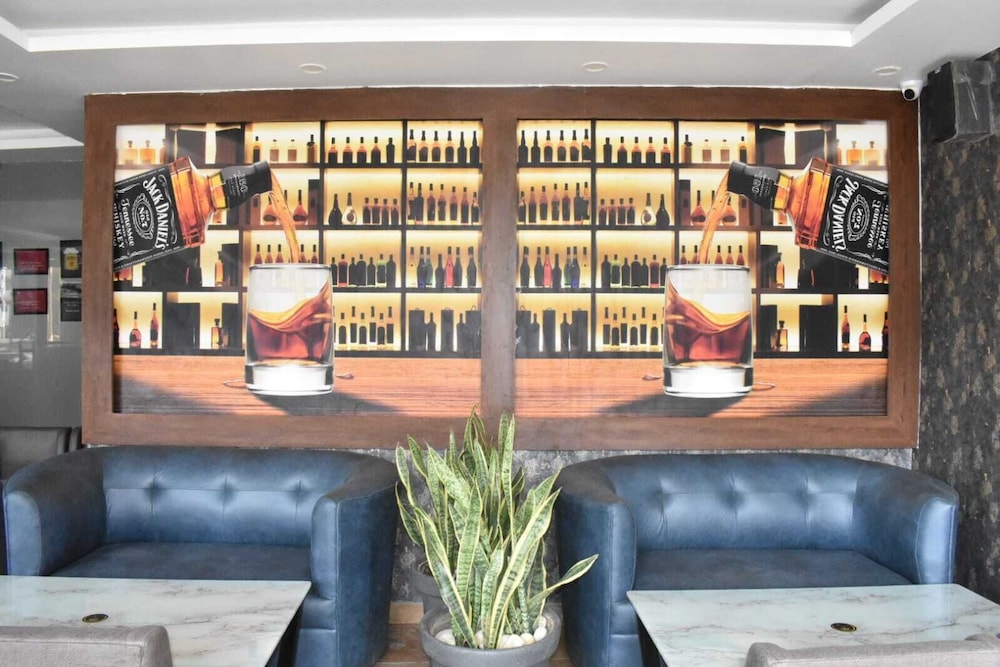 hotel the mango tree