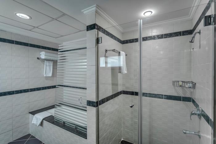 icon delux hotel apartments al barsha