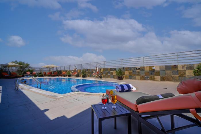 icon delux hotel apartments al barsha