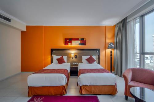 icon delux hotel apartments al barsha