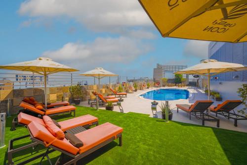 icon delux hotel apartments al barsha