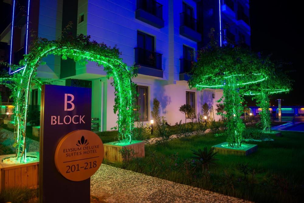 elysium deluxe suites