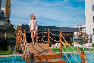 elysium deluxe suites