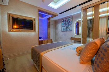 elysium deluxe suites