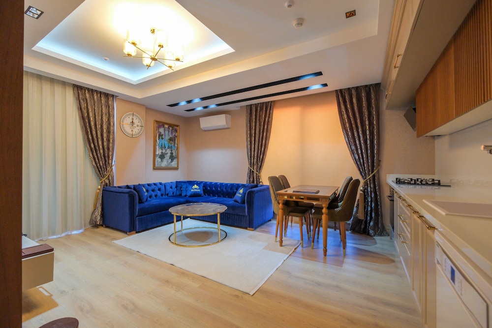 elysium deluxe suites