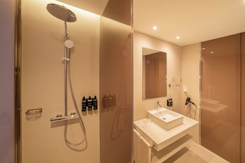 eurostars oasis marbella