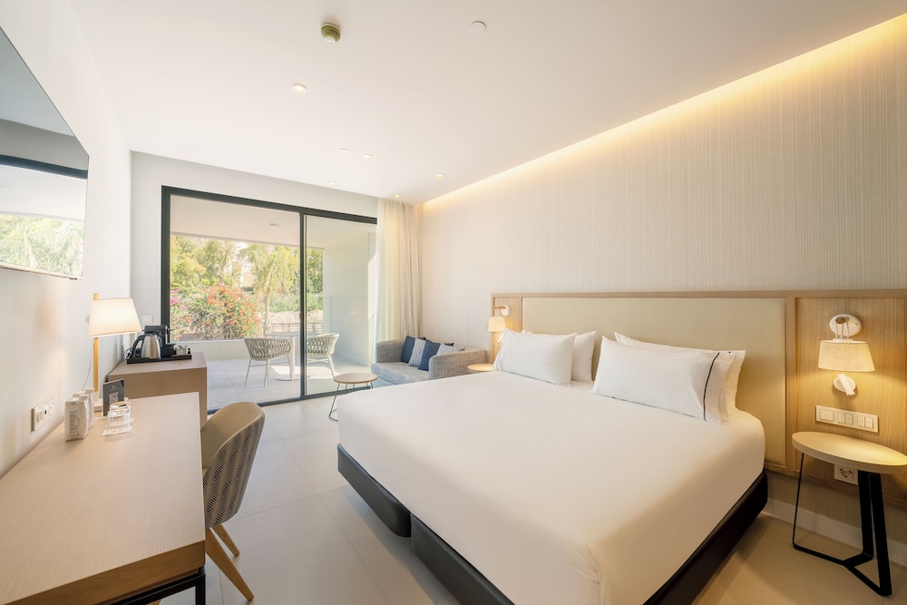 eurostars oasis marbella