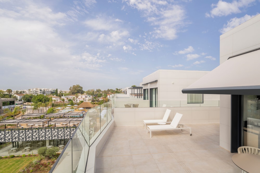 eurostars oasis marbella