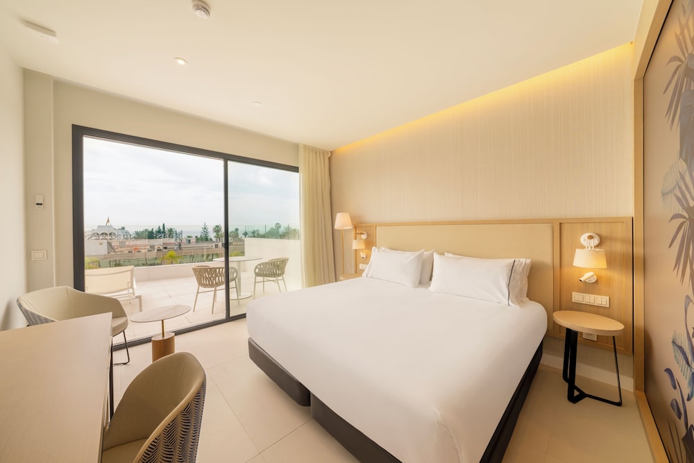 eurostars oasis marbella