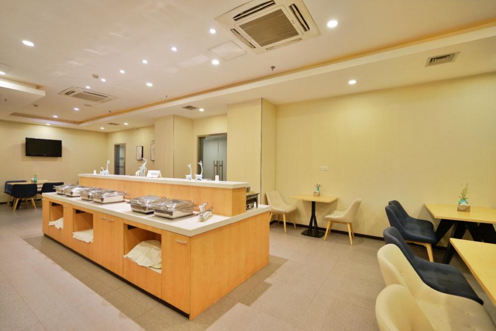 hanting hotel chongqing nanping wanda metro station