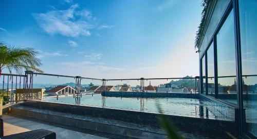 the yen residences halong