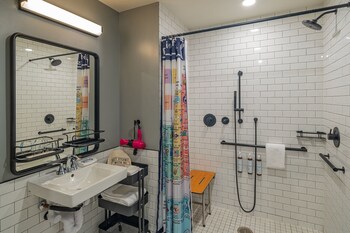 moxy phoenix downtown