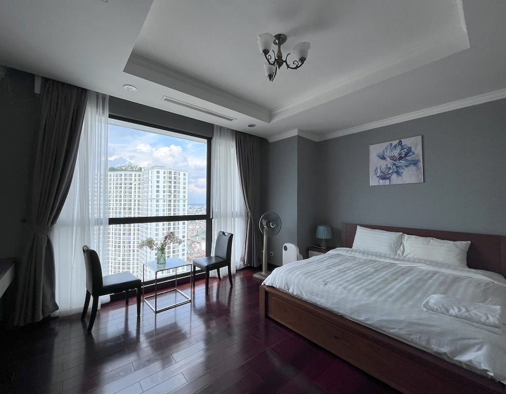 mai homestay royal city 3 bedrooms