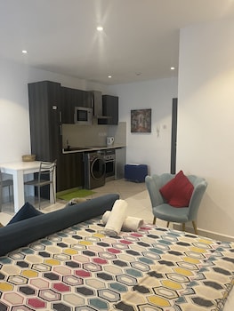 unique homes by embassy gardens