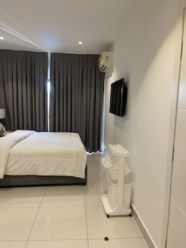 unique homes by embassy gardens