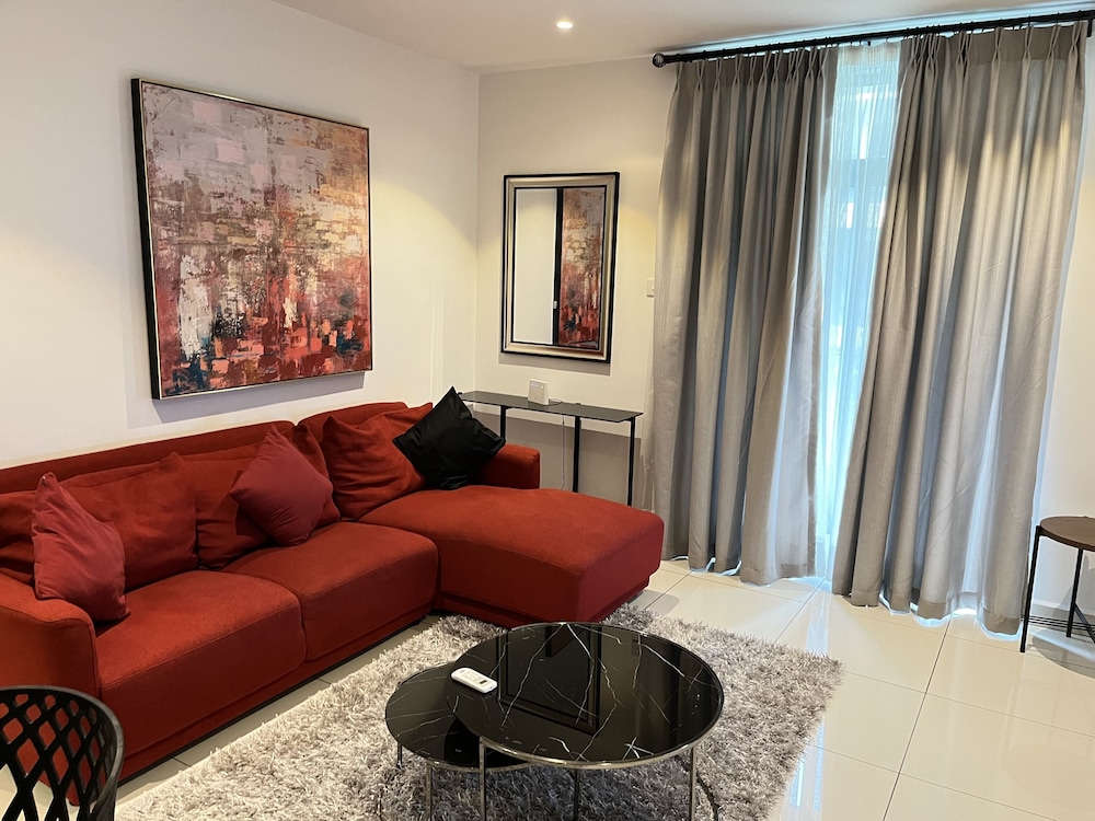 unique homes by embassy gardens