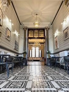 the parrs bank hotel