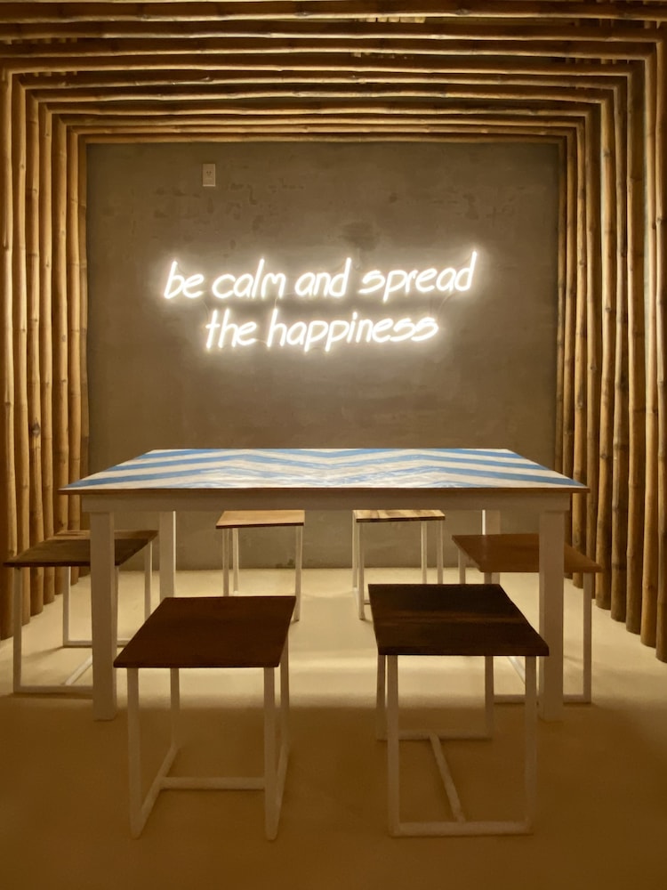 happiness hostel siargao