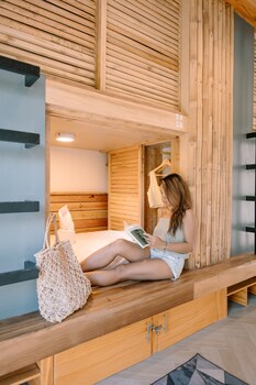 happiness hostel siargao